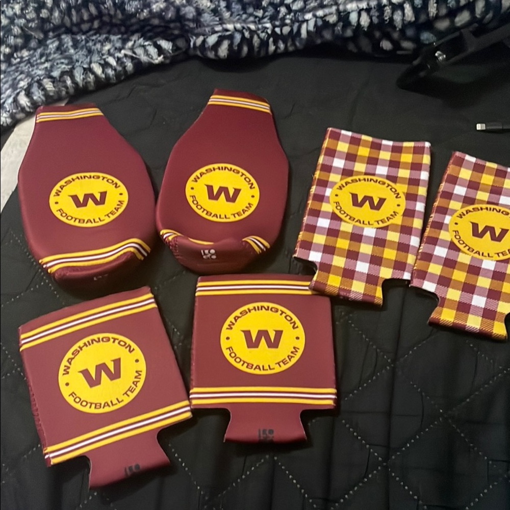 Washington Football team coozie 6 pack.